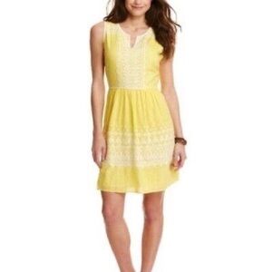Vineyard Vines Yellow Sleeveless Dress with White Lace Detail